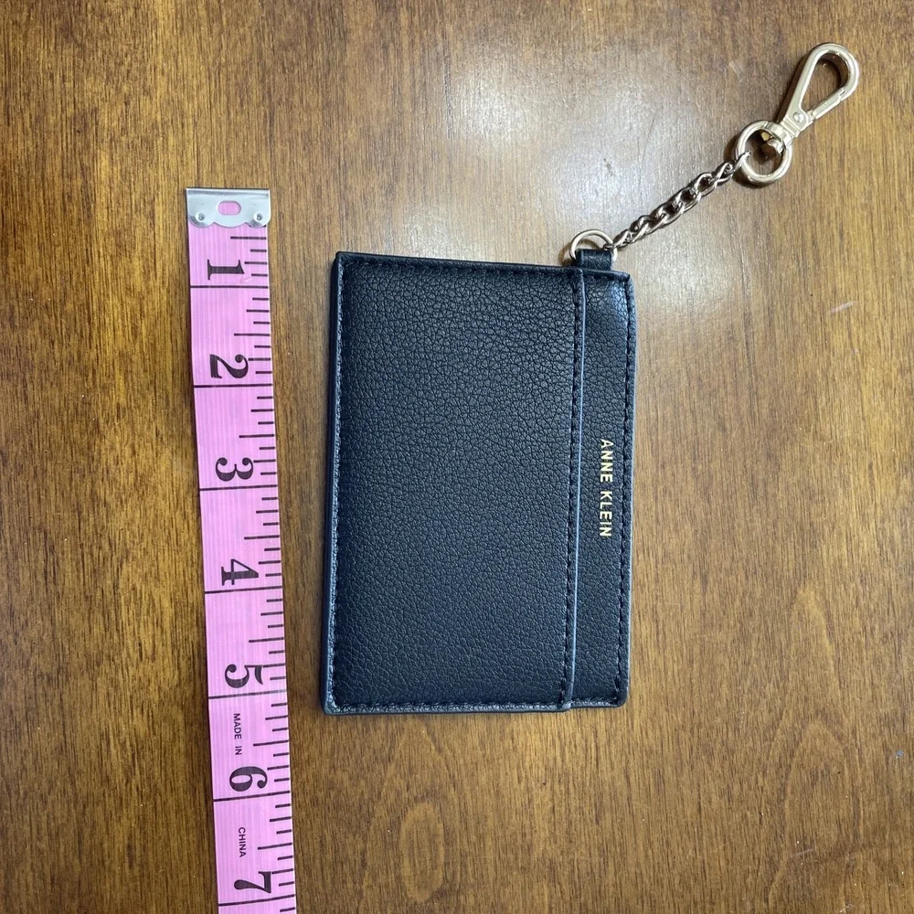 Ann Klein Women's Easy To‎ Clean Wallet Clip Chain Card Black